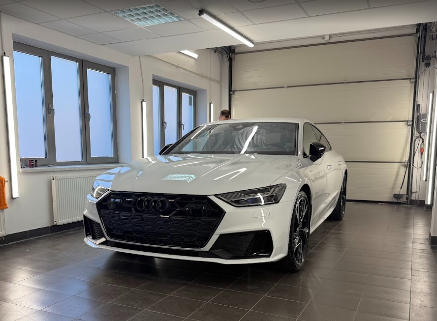 Lustrzany połysk po polerowaniu